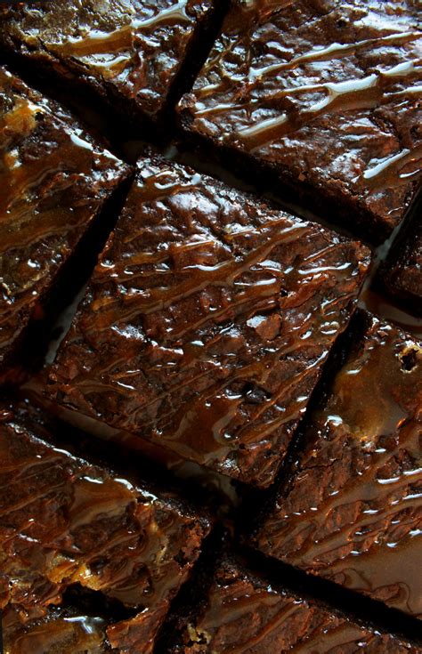 How much fat is in butterscotch brownie - calories, carbs, nutrition