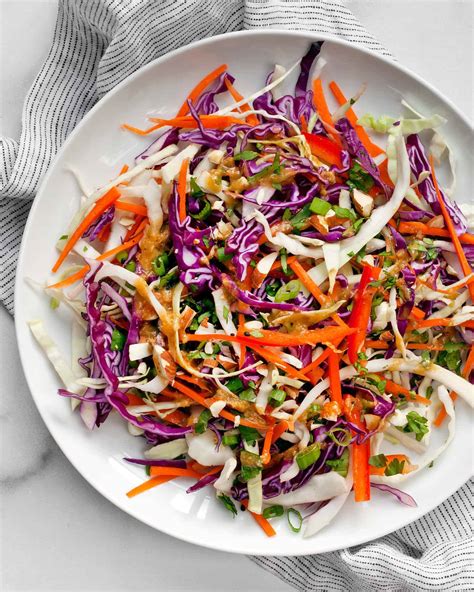 How much fat is in cabbage salad w/ mandarins & grilled red peppers - calories, carbs, nutrition