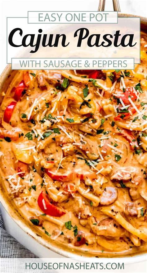 How much fat is in cajun chicken sausage penne pasta - calories, carbs, nutrition