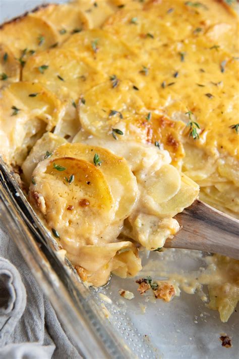 How much fat is in california scalloped potatoes - calories, carbs, nutrition