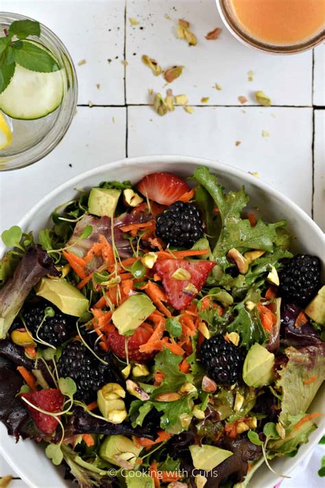 How much fat is in california spa salad with almonds (34255.5) - calories, carbs, nutrition
