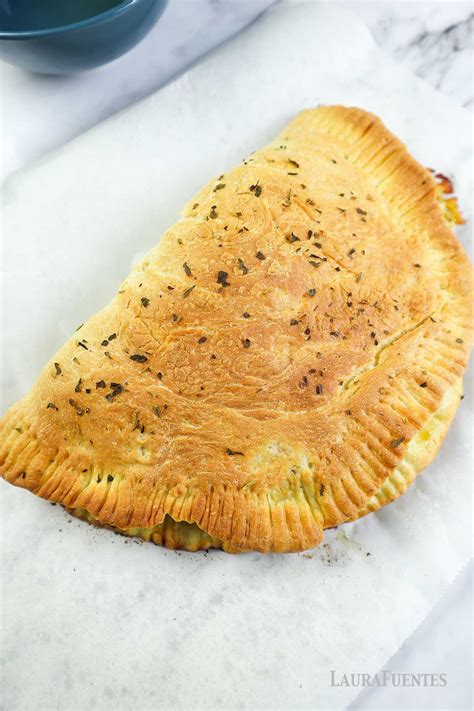How much fat is in calzone broccoli & cheddar 7
