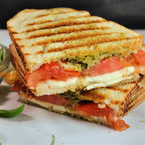 How much fat is in caprese with pesto panini (9267.2) - calories, carbs, nutrition