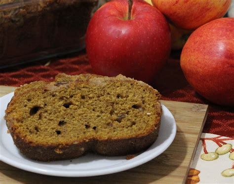 How much fat is in caramel apple bread - calories, carbs, nutrition