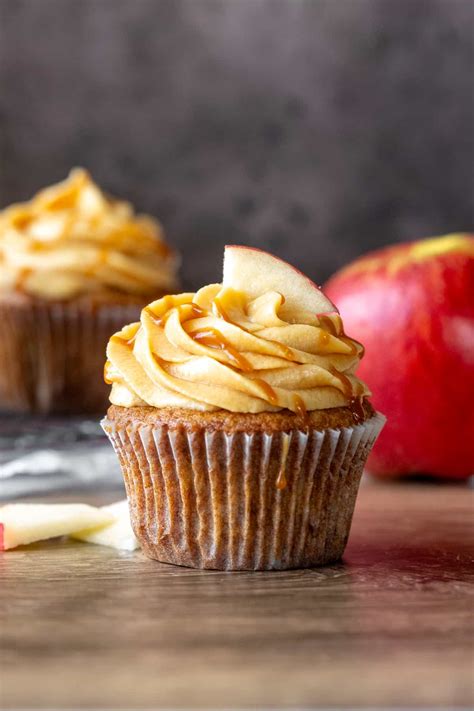 How much fat is in caramel apple cupcakes - calories, carbs, nutrition