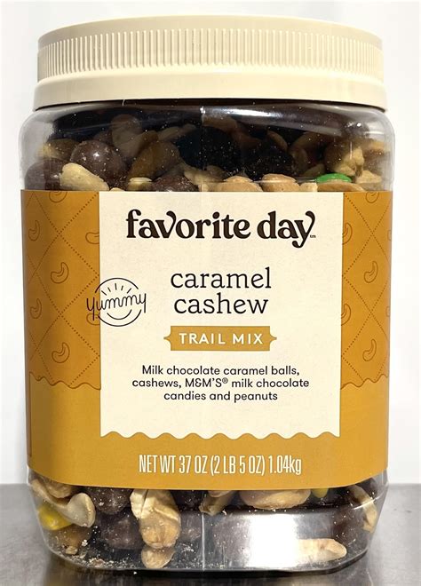 How much fat is in caramel cashew trail mix - calories, carbs, nutrition