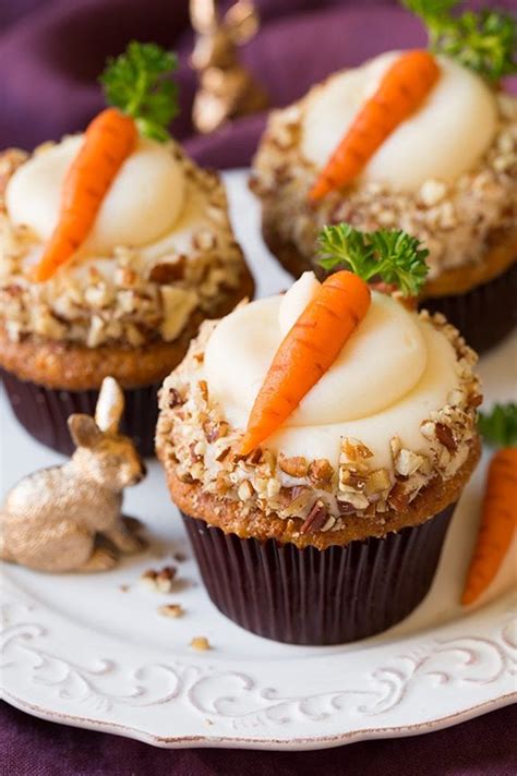 How much fat is in carrot cupcake frosting sprinkles (22399.4) - calories, carbs, nutrition