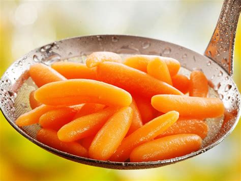 How much fat is in carrots baby fresh steamed plain 4 oz - calories, carbs, nutrition