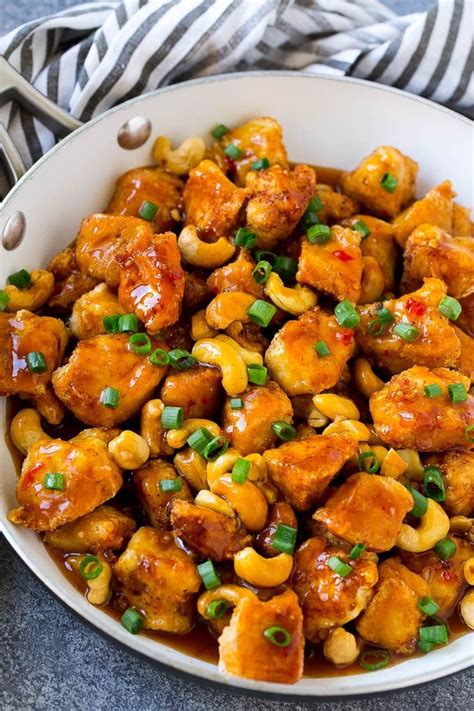 How much fat is in cashew chicken - calories, carbs, nutrition