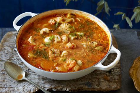 How much fat is in catalan fish stew - calories, carbs, nutrition