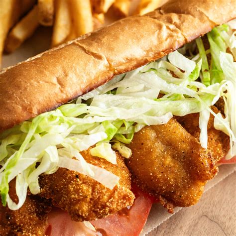 How much fat is in catfish po' boy - calories, carbs, nutrition