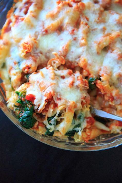 How much fat is in cheese and spinach baked penne - calories, carbs, nutrition