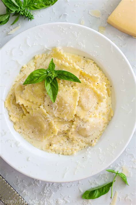 How much fat is in cheese ravioli pasta - calories, carbs, nutrition