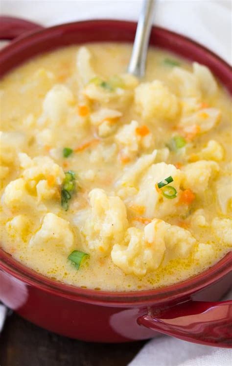 How much fat is in cheesy baked cauliflower chowder - calories, carbs, nutrition