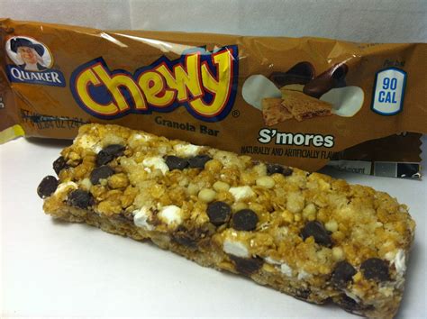 How much fat is in chewy granola bar low fat smores - calories, carbs, nutrition