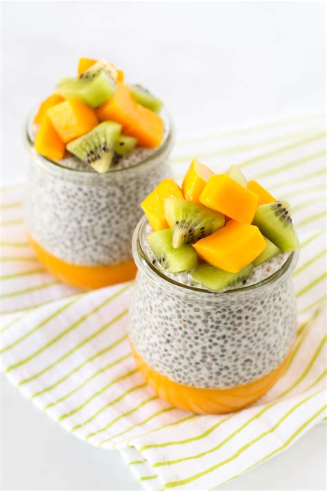 How much fat is in chia seed pudding with diced mango - calories, carbs, nutrition