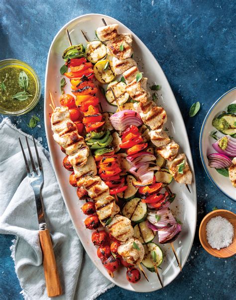 How much fat is in chicken and summer vegetable kabobs - calories, carbs, nutrition