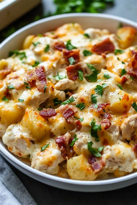 How much fat is in chicken bacon ranch casserole - calories, carbs, nutrition