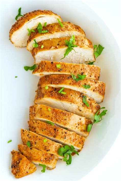 How much fat is in chicken breast roasted southwestern sliced 1/4