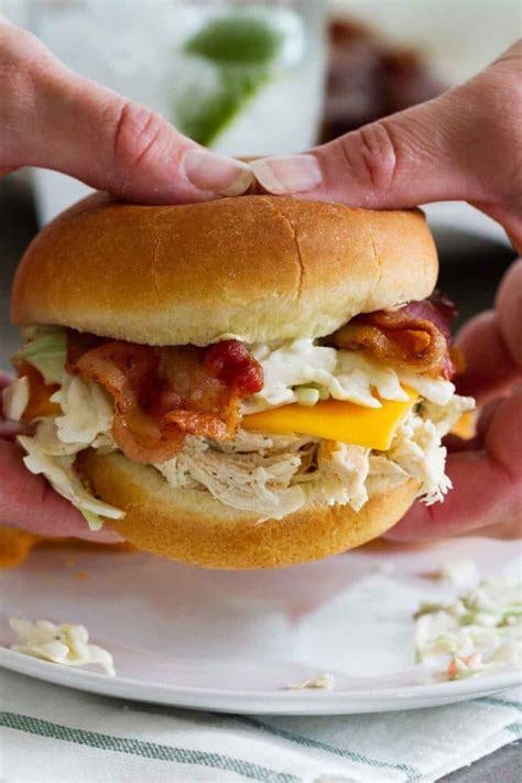 How much fat is in chicken breast sandwich with ranch - calories, carbs, nutrition