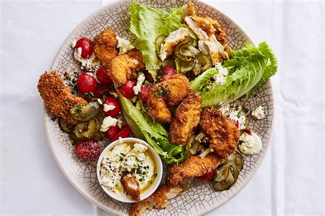 How much fat is in chicken burger salad bap - calories, carbs, nutrition