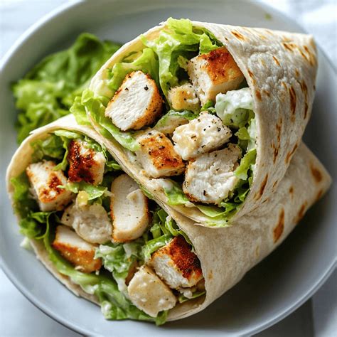 How much fat is in chicken caesar club salad wrap - calories, carbs, nutrition