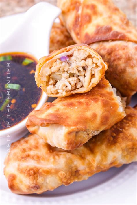 How much fat is in chicken egg roll - calories, carbs, nutrition