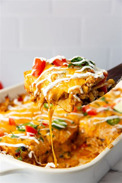 How much fat is in chicken enchilada casserette - calories, carbs, nutrition