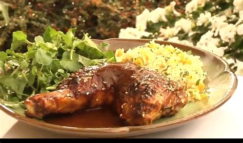 How much fat is in chicken in red mole with white rice - calories, carbs, nutrition