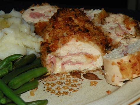 How much fat is in chicken patty cordon bleu (1) - calories, carbs, nutrition