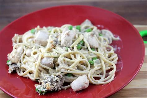 How much fat is in chicken tetrazzini - calories, carbs, nutrition