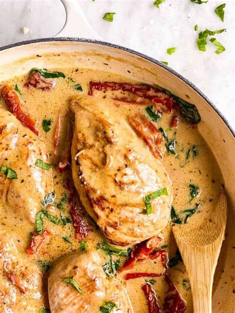 How much fat is in chicken tuscan - calories, carbs, nutrition