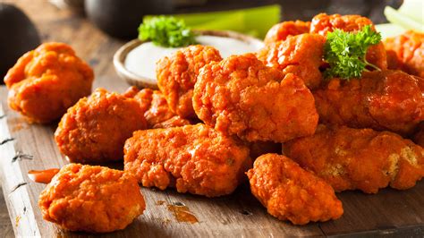 How much fat is in chicken wings boneless asian 6 ea - calories, carbs, nutrition