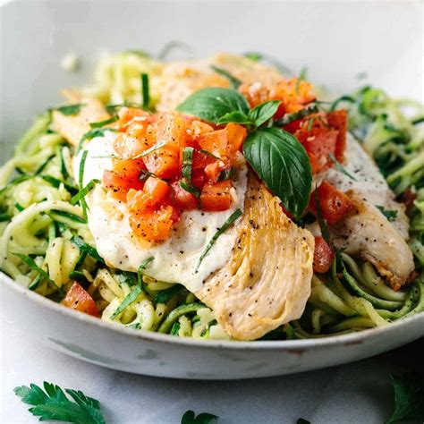 How much fat is in chickn bruschetta zucchini noodles plt - calories, carbs, nutrition