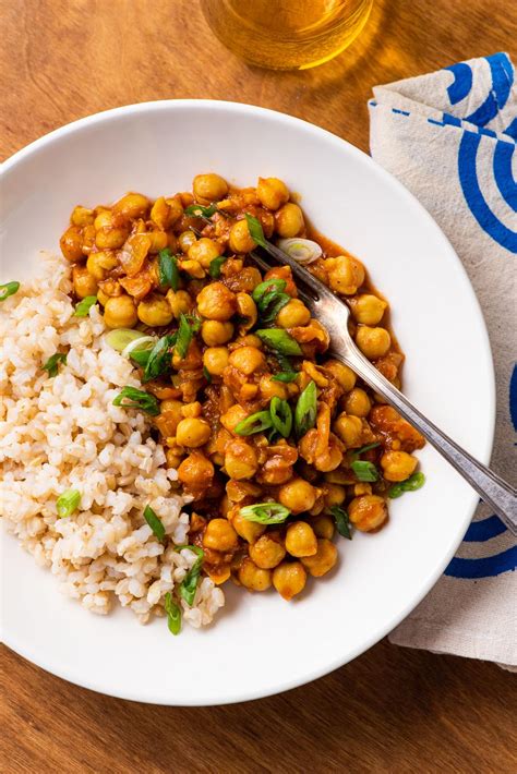 How much fat is in chickpea stew (chana masala) - calories, carbs, nutrition