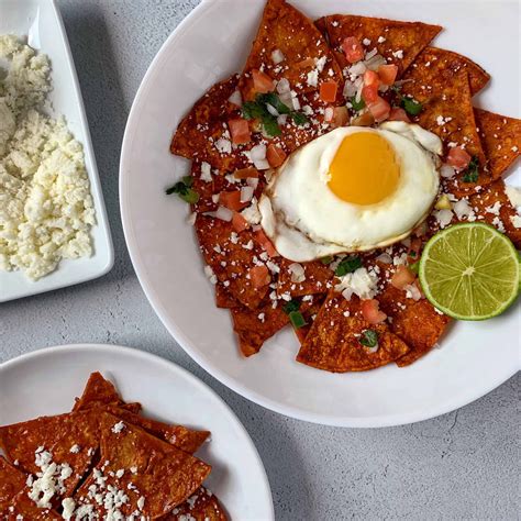How much fat is in chilaquiles (15639.0) - calories, carbs, nutrition