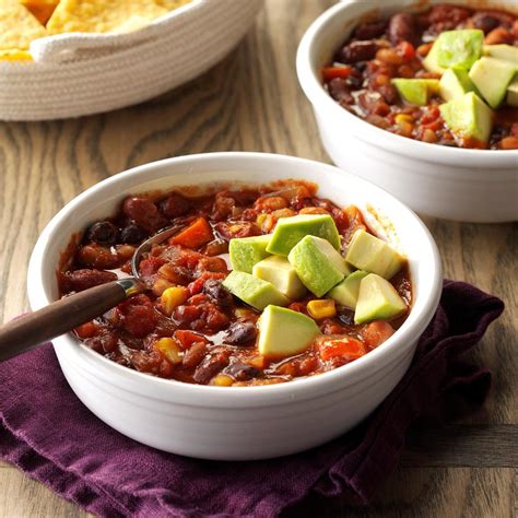 How much fat is in chili with beans - calories, carbs, nutrition