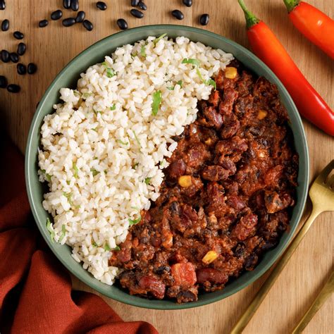 How much fat is in chilli non carne with rice - calories, carbs, nutrition