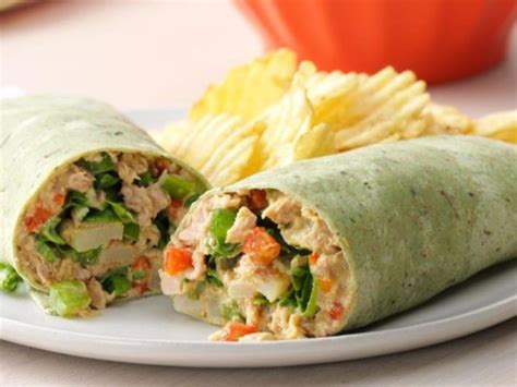 How much fat is in chimichurri citrus tuna wrap - calories, carbs, nutrition