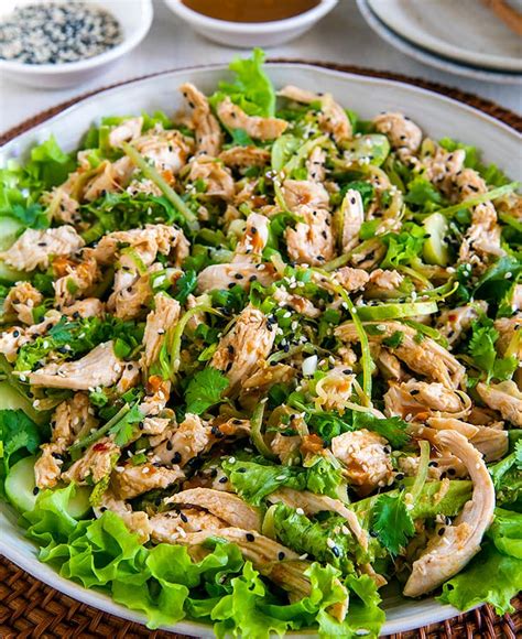 How much fat is in chinese bang bang chicken with salad & dressing - calories, carbs, nutrition