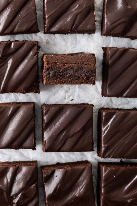 How much fat is in chocolate ganache brownies (36870.2) - calories, carbs, nutrition