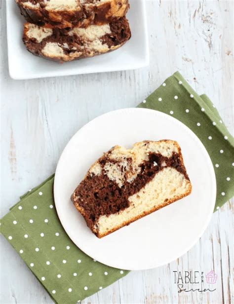 How much fat is in chocolate marble loaf cake - calories, carbs, nutrition