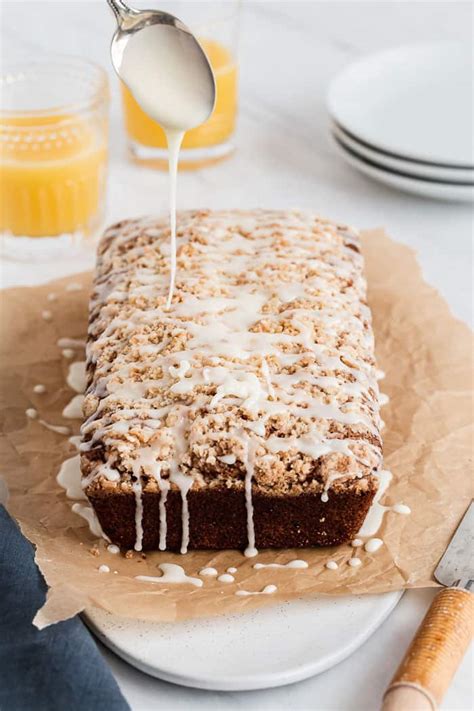 How much fat is in chocolate pecan orange coffee cake - calories, carbs, nutrition