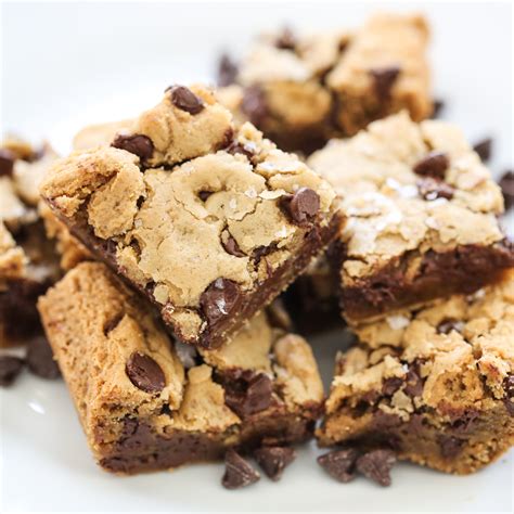How much fat is in chocolatey chip cookie bar - calories, carbs, nutrition
