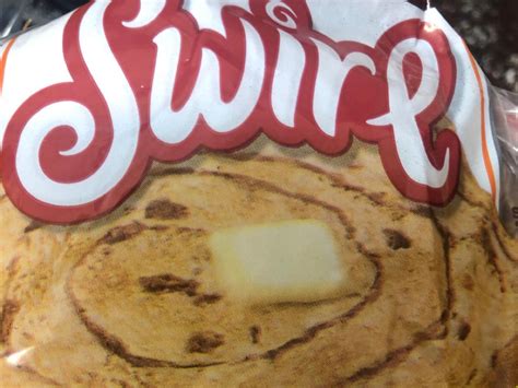 How much fat is in cinnamon swirl - calories, carbs, nutrition