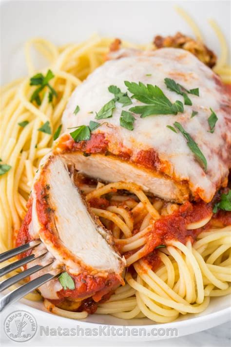 How much fat is in classic chicken parmesan - calories, carbs, nutrition