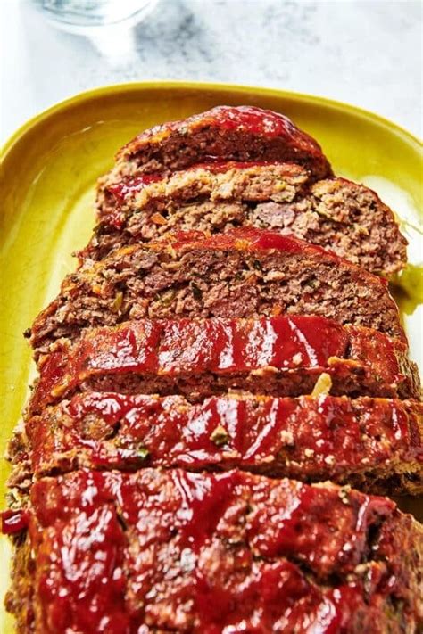 How much fat is in classic meatloaf - calories, carbs, nutrition