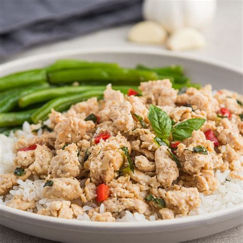 How much fat is in coconut chicken over jasmine rice - calories, carbs, nutrition