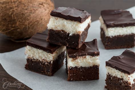 How much fat is in coconut chocolate brownies - calories, carbs, nutrition