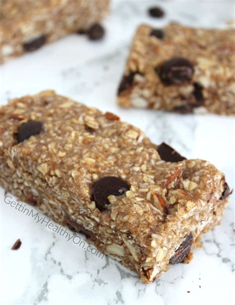 How much fat is in coconut chocolate granola bar - calories, carbs, nutrition